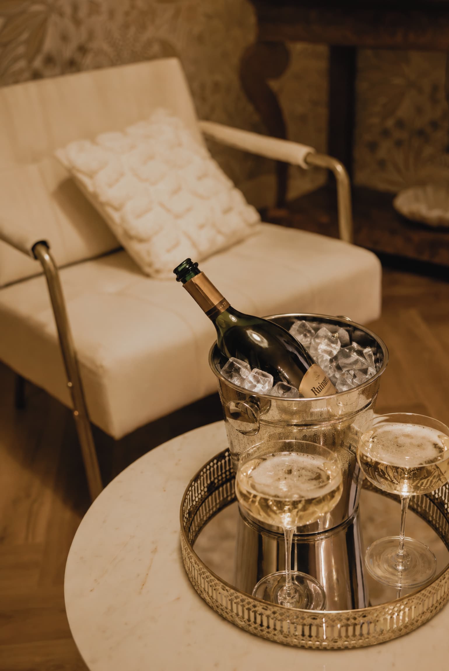 images carroussel mon site web(15) room service champagne luxe